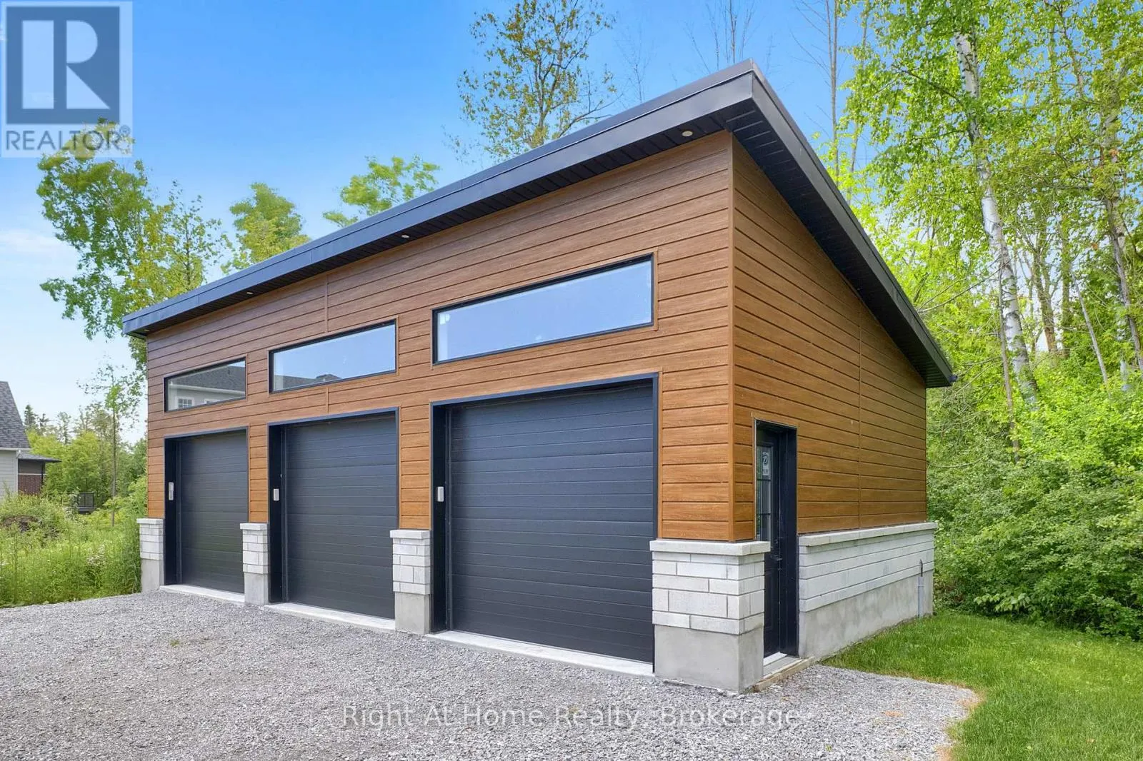 213 SUZANNE MESS BOULEVARD
