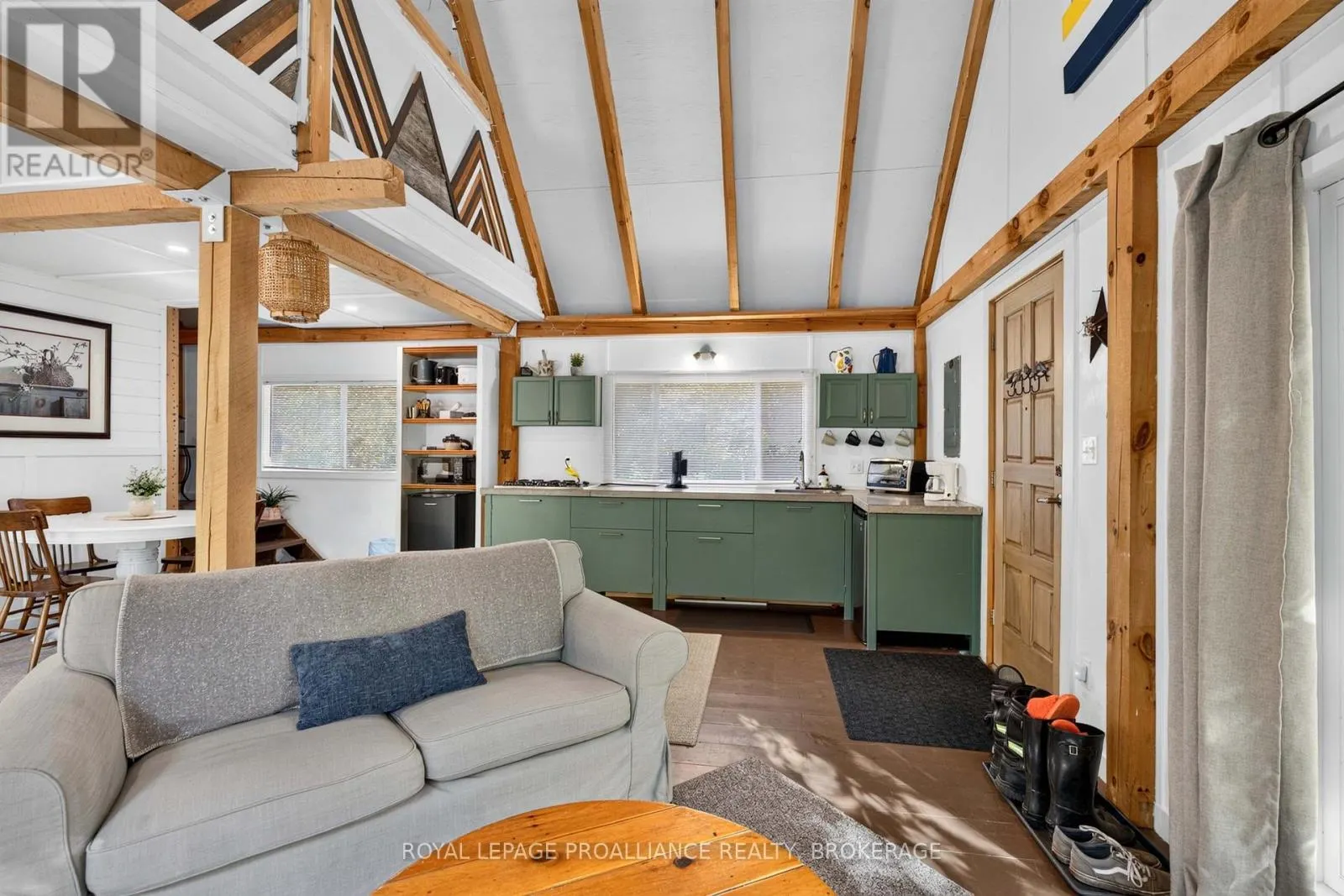 1679 MOUNTAIN ROAD