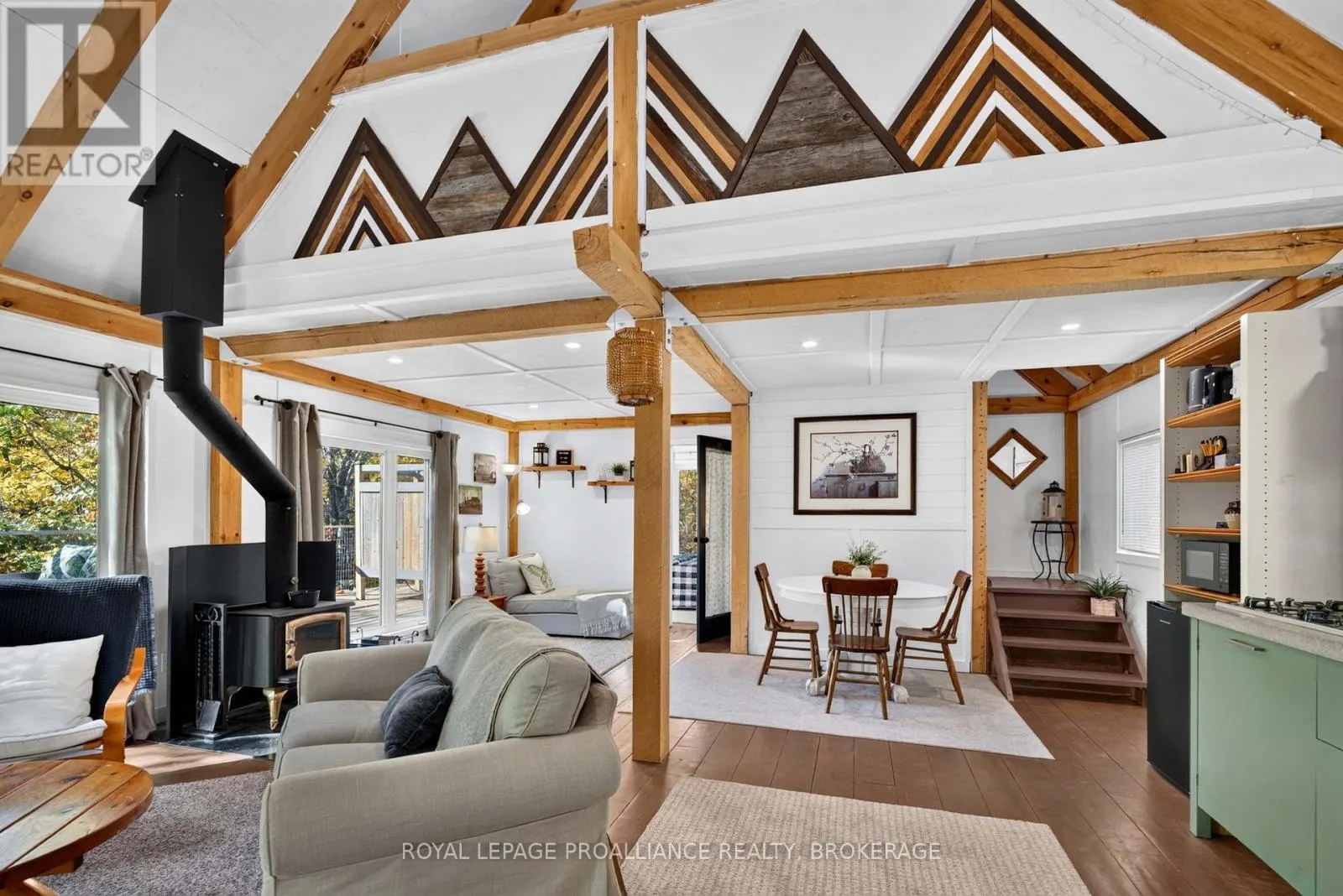 1679 MOUNTAIN ROAD