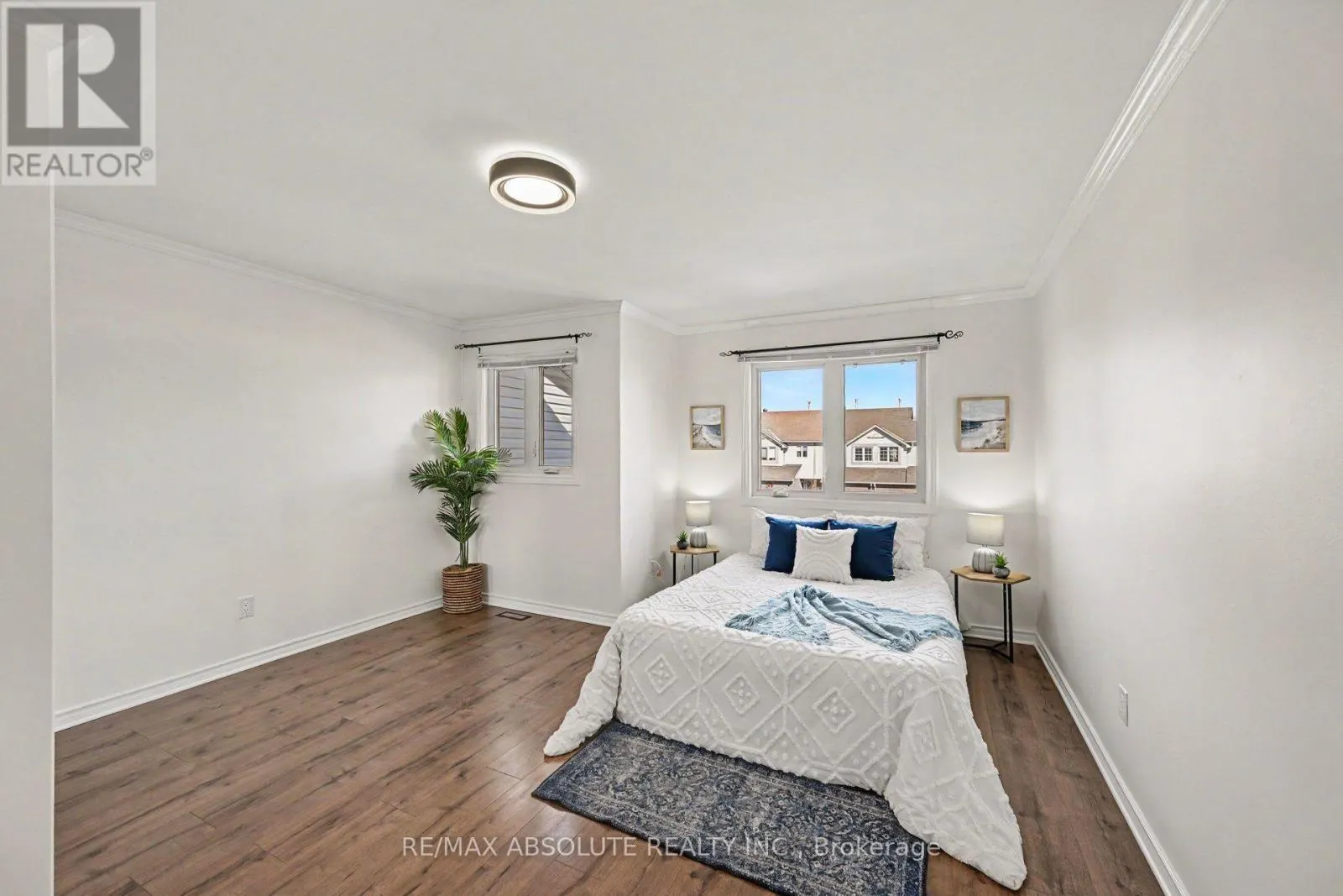 13 SPRUCE CRESCENT