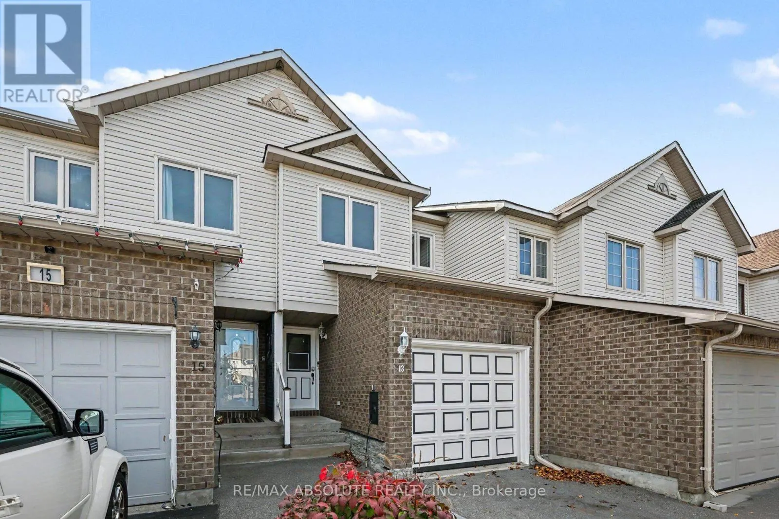 13 SPRUCE CRESCENT