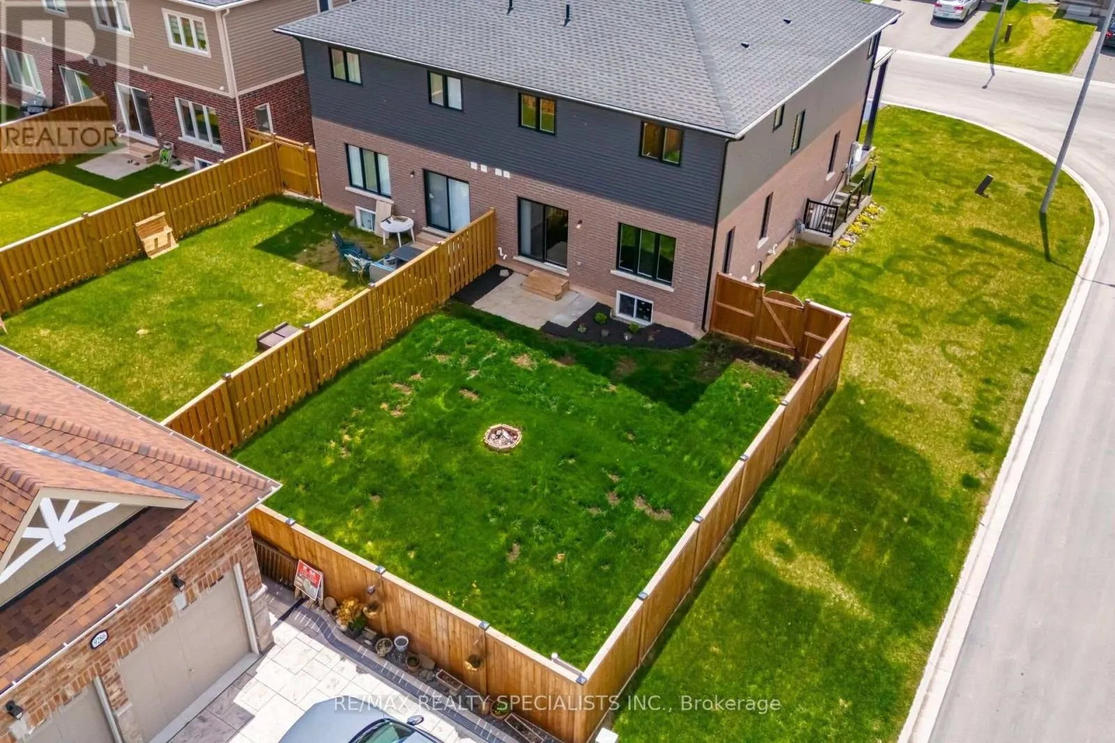 4259 SHUTTLEWORTH DRIVE