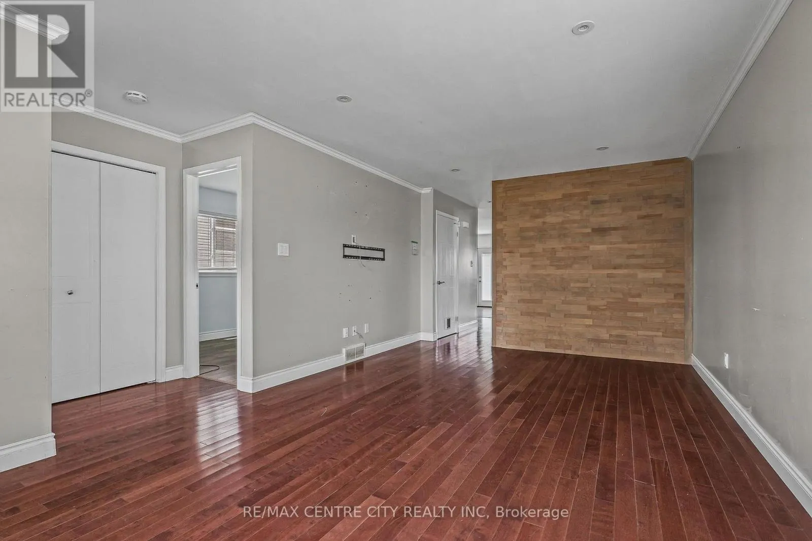 37 JUNO DRIVE