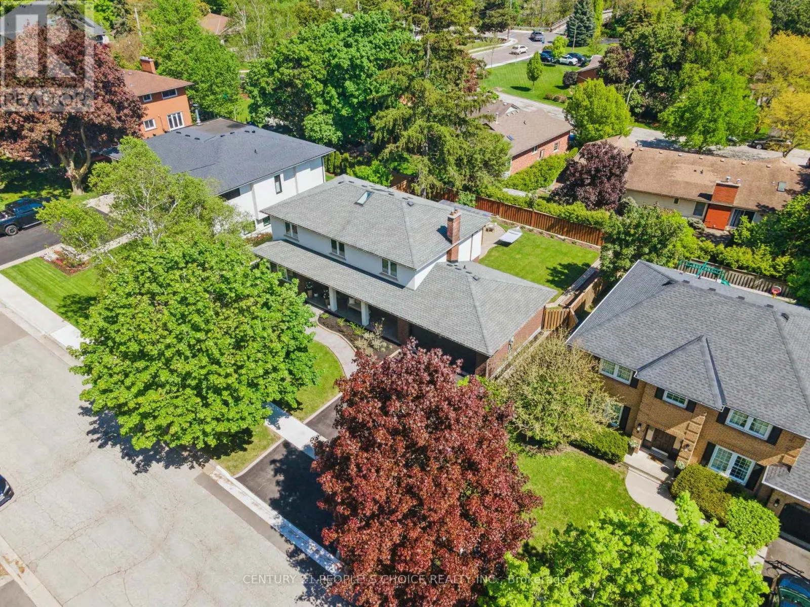 7 CARL CRESCENT