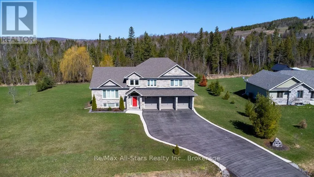15 RUSTLEWOOD AVENUE
