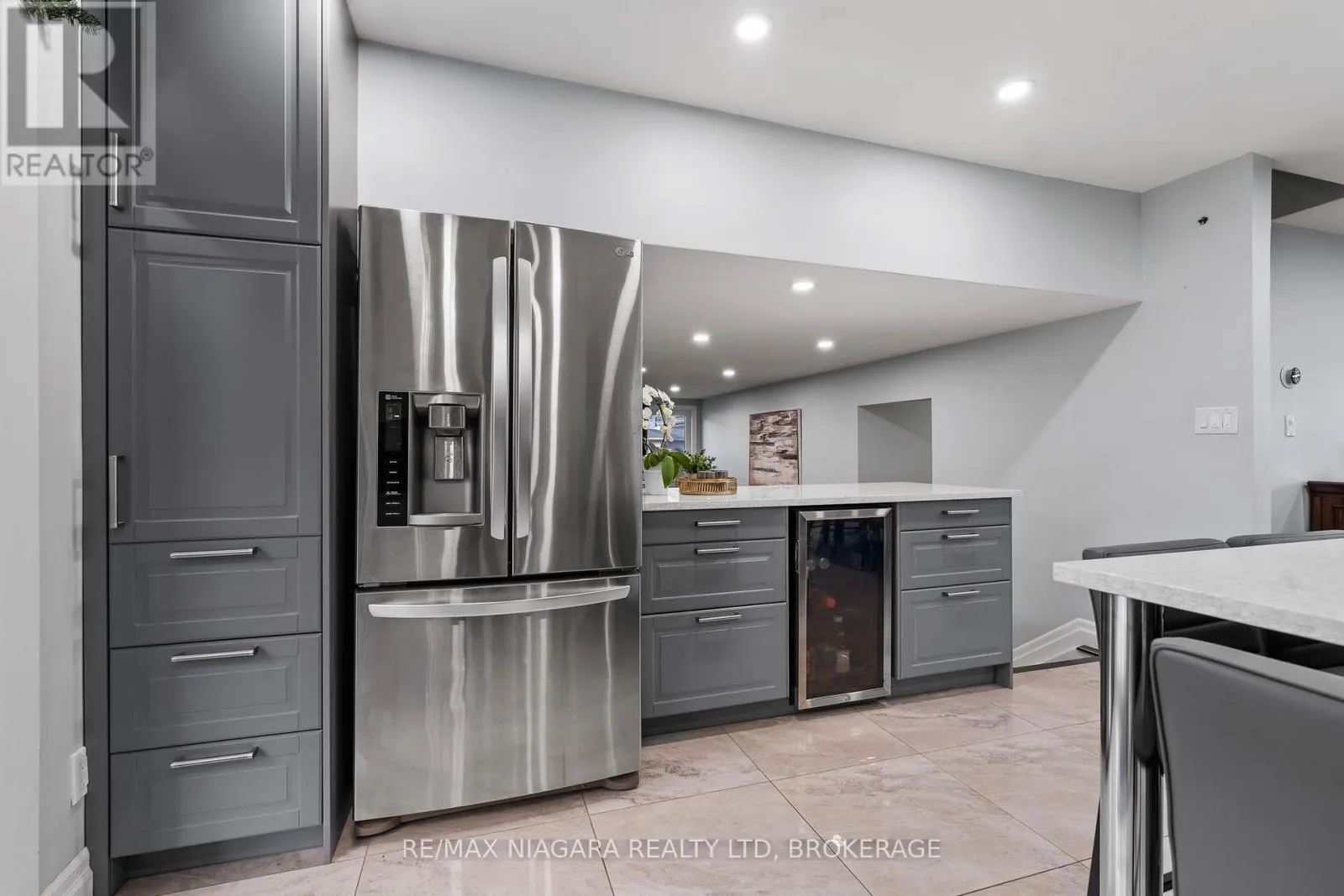 31 JESSICA DRIVE