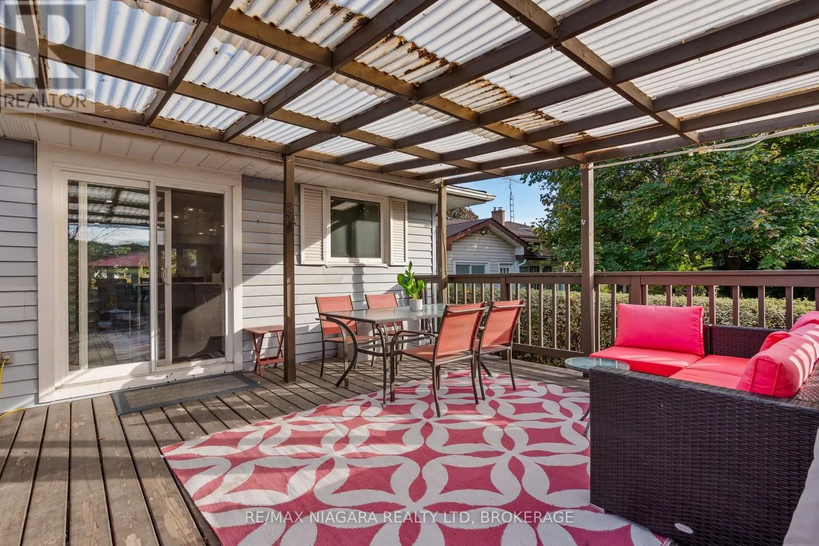31 JESSICA DRIVE
