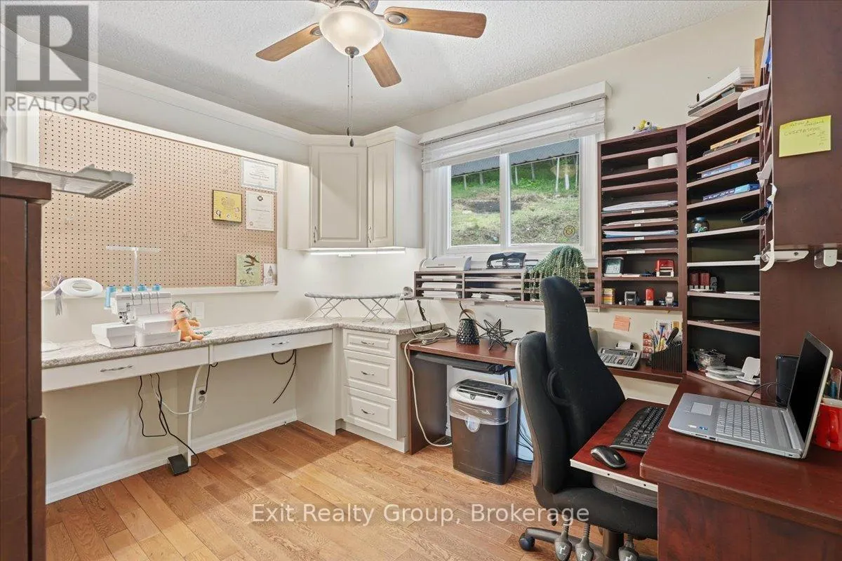 427 TOWNSEND ROAD