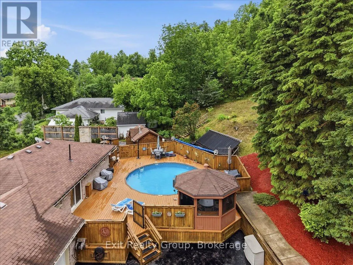 427 TOWNSEND ROAD