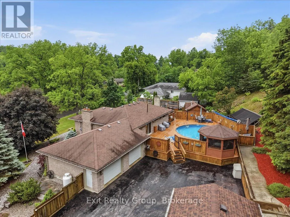 427 TOWNSEND ROAD