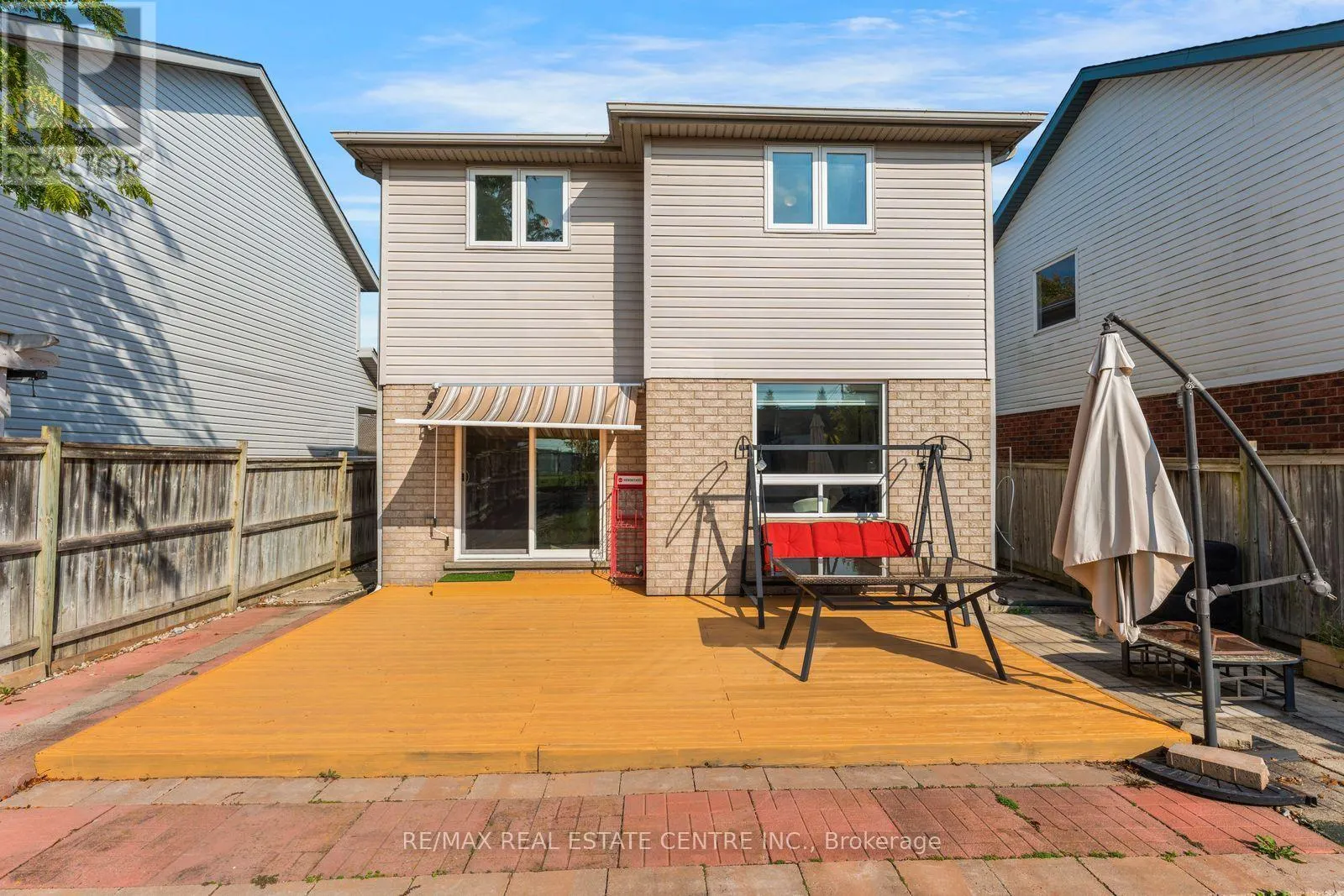52 CRAWFORD CRESCENT