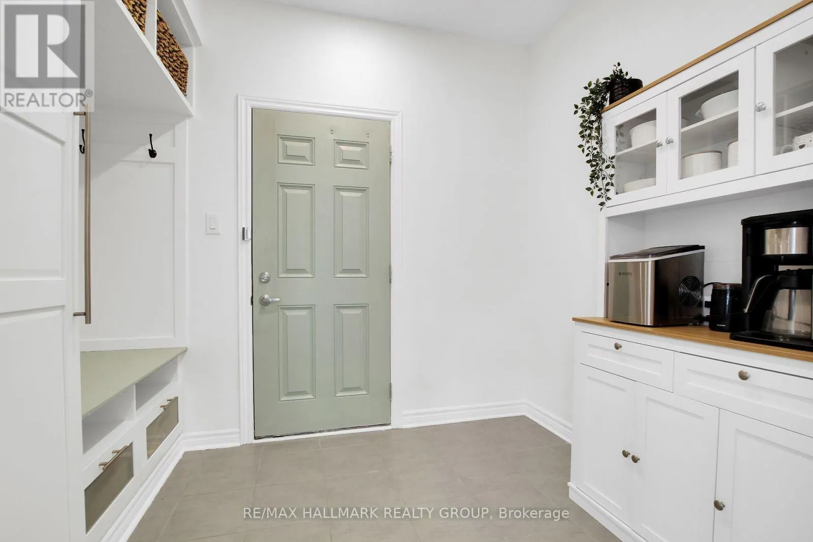 636 EAGLE CREST HEIGHTS