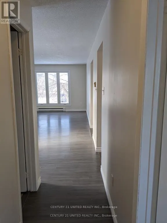 538 CRYSTAL DRIVE