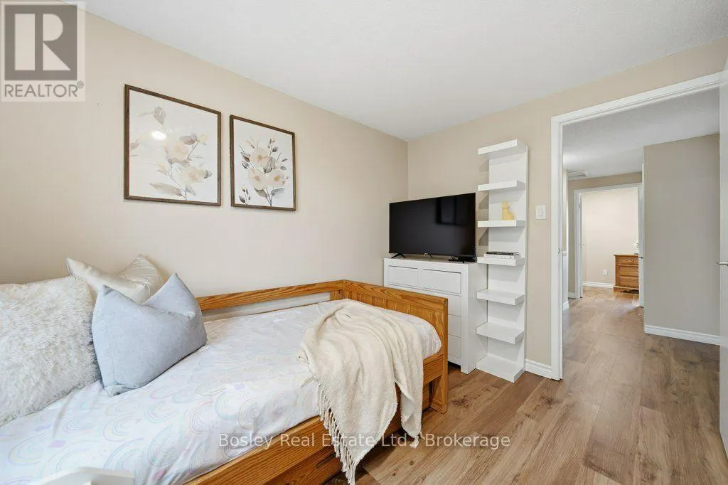 UNIT 28 - 255 NORTHLAKE DRIVE #Unit 28