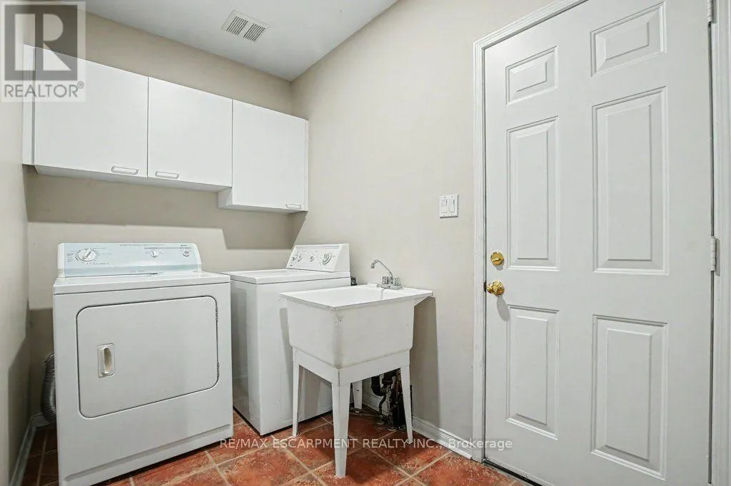 172 VALMONT COURT