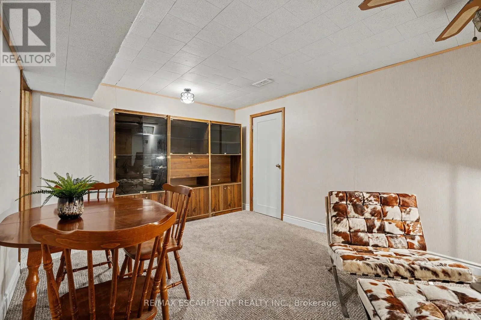11 MILLER DRIVE