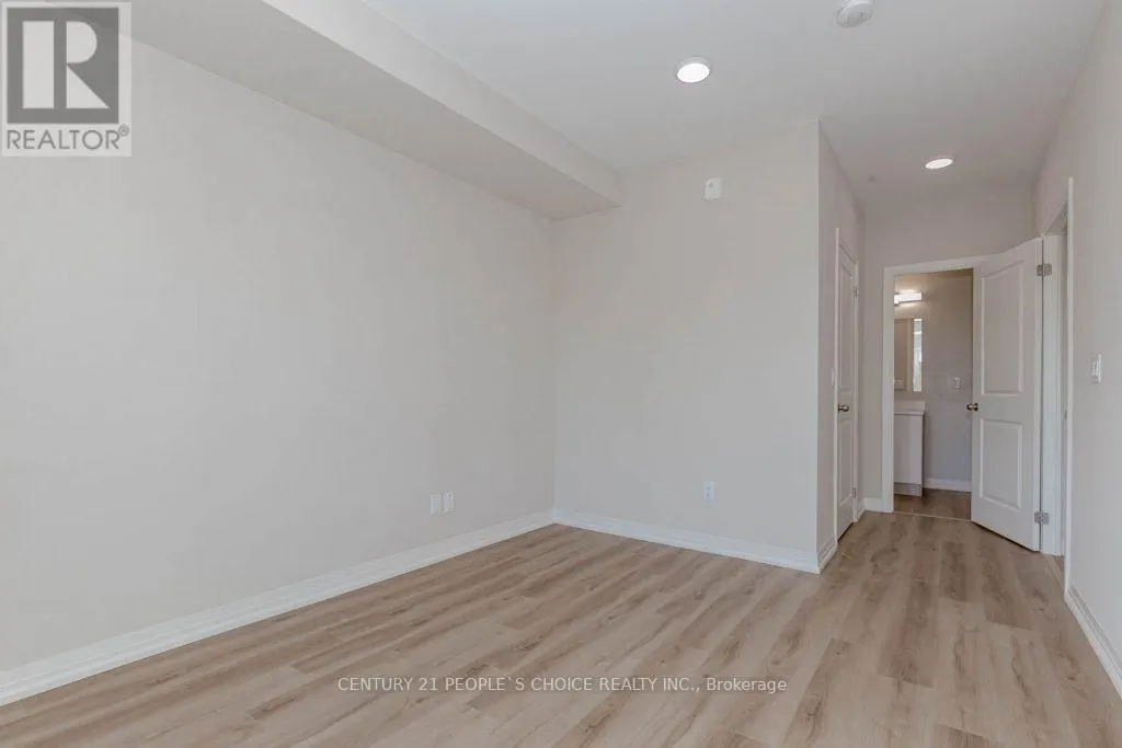 226 - 50 HERRICK AVENUE