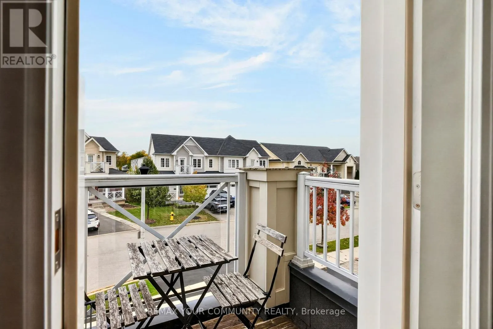 55 DOMINION CRESCENT