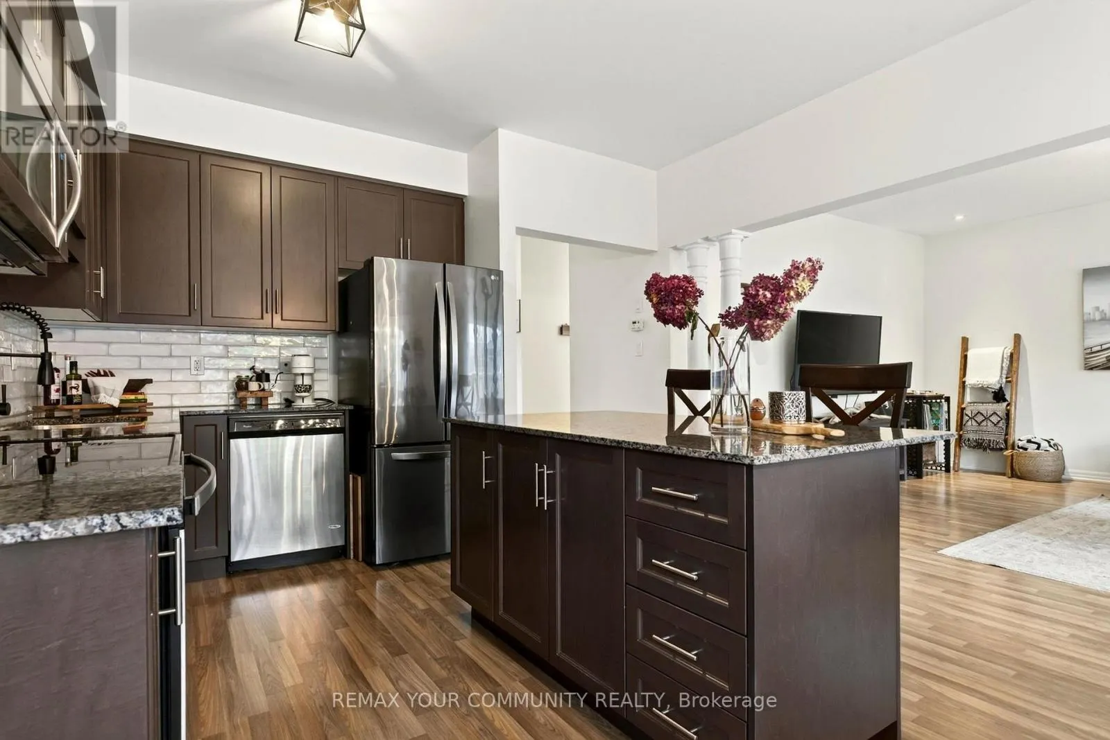 55 DOMINION CRESCENT