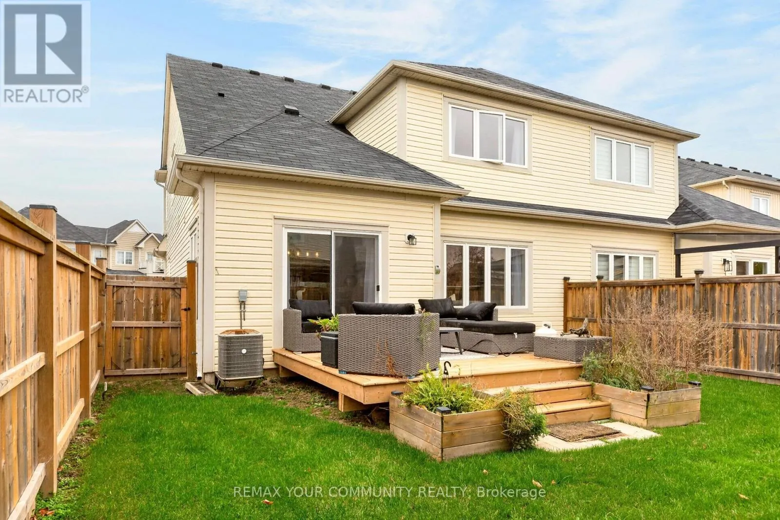 55 DOMINION CRESCENT