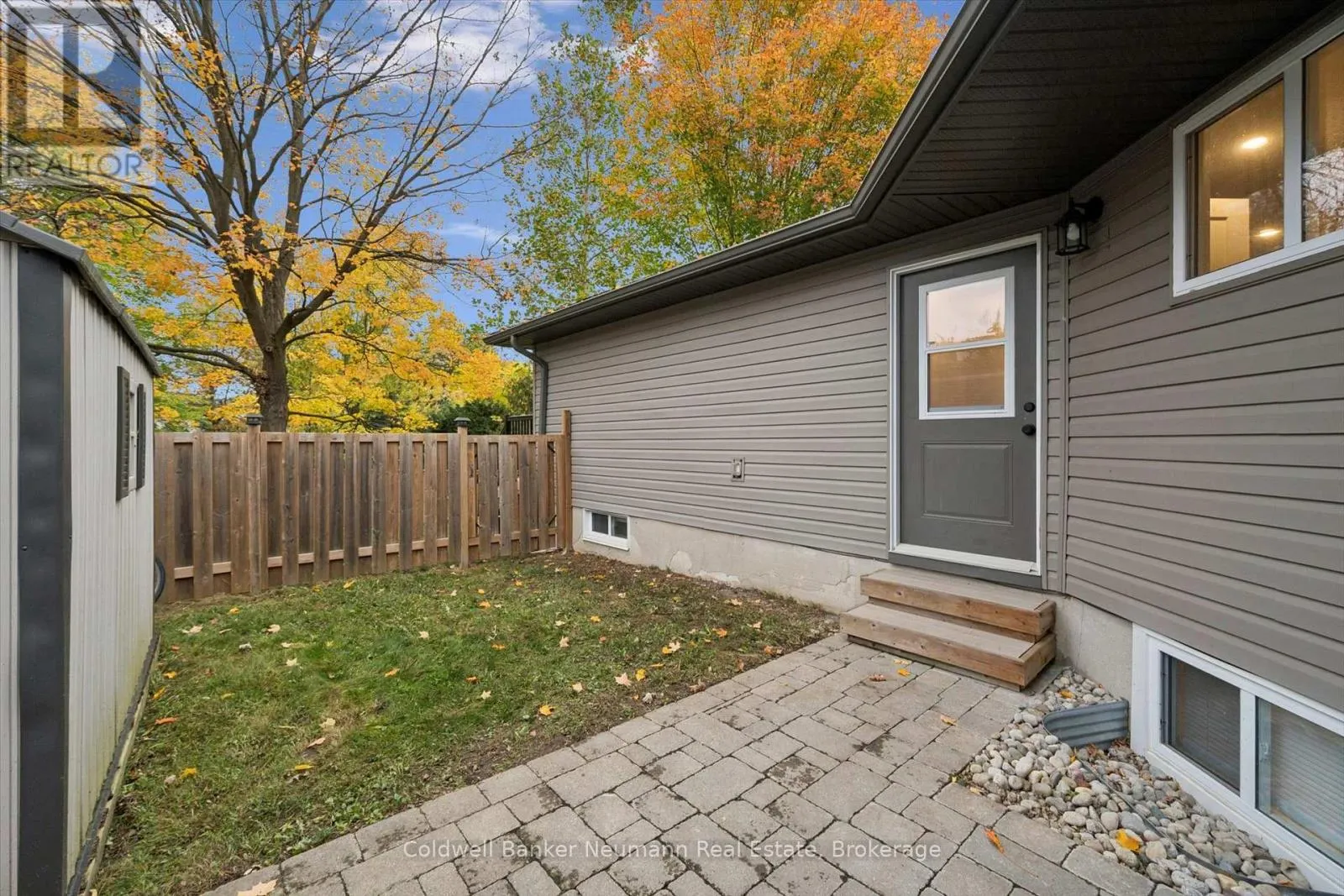 27 ASPEN VALLEY CRESCENT