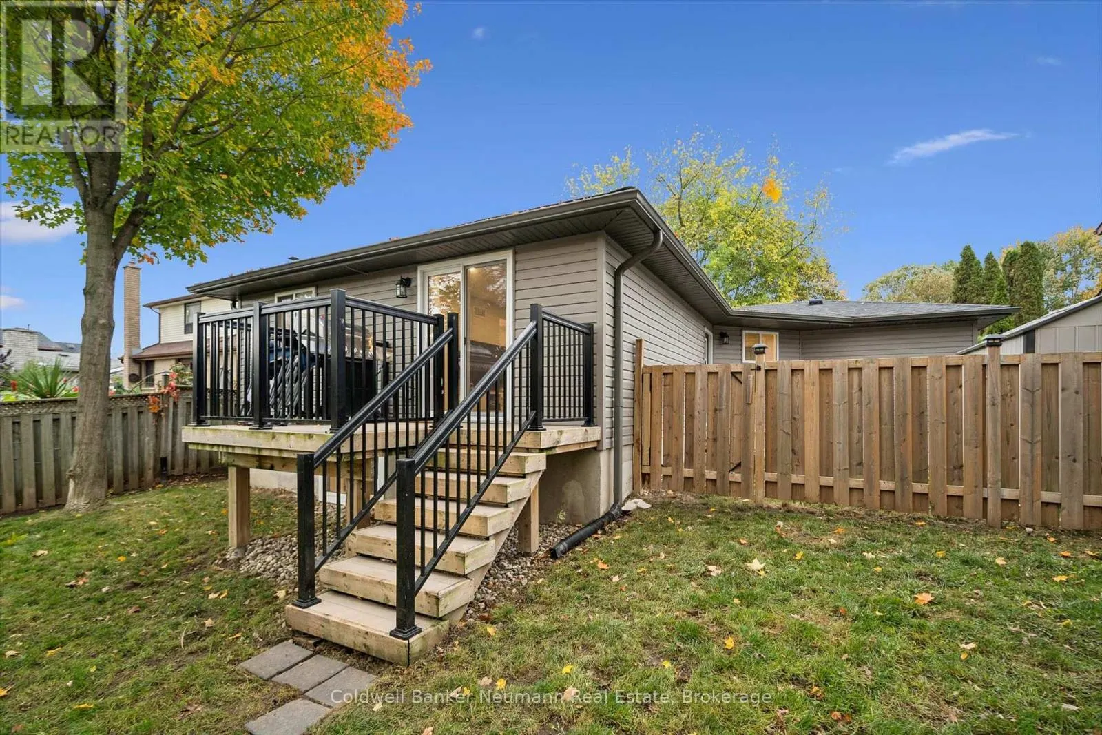 27 ASPEN VALLEY CRESCENT