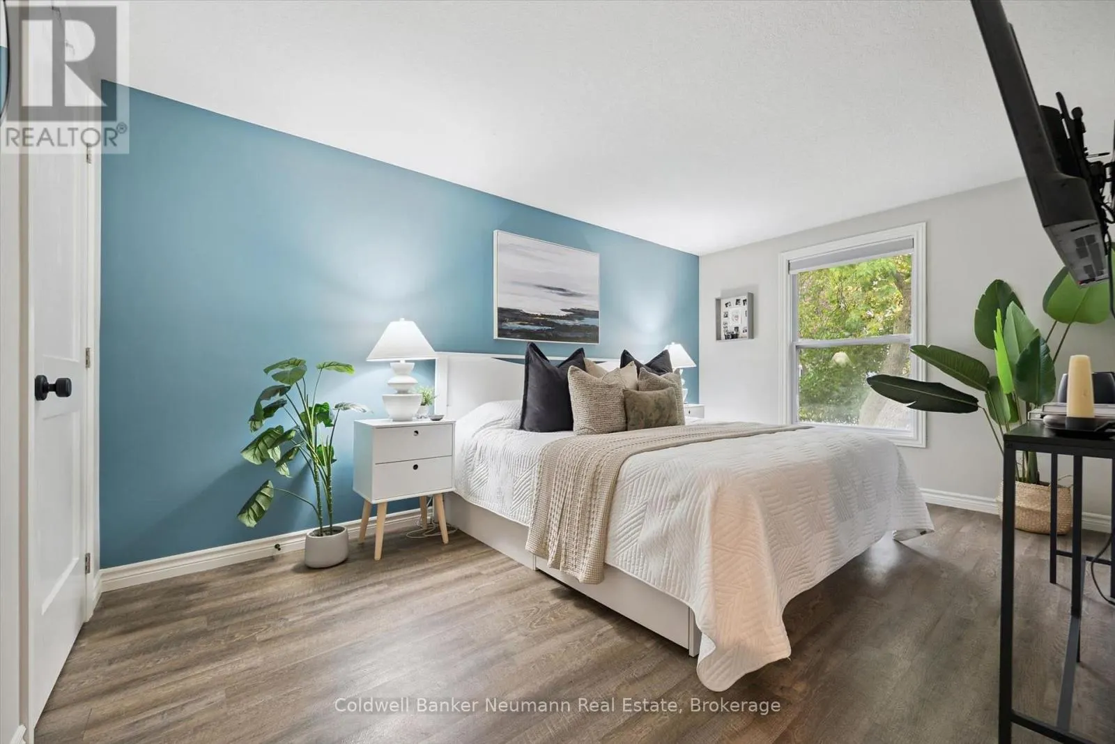27 ASPEN VALLEY CRESCENT