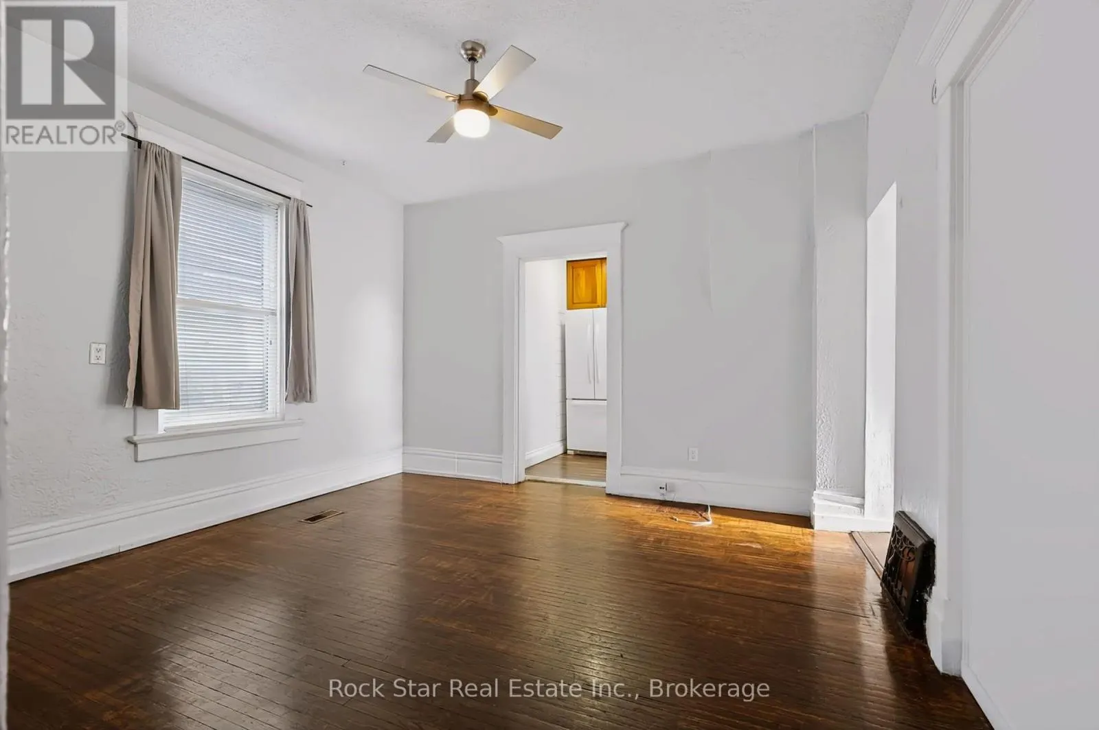 22 RICH AVENUE