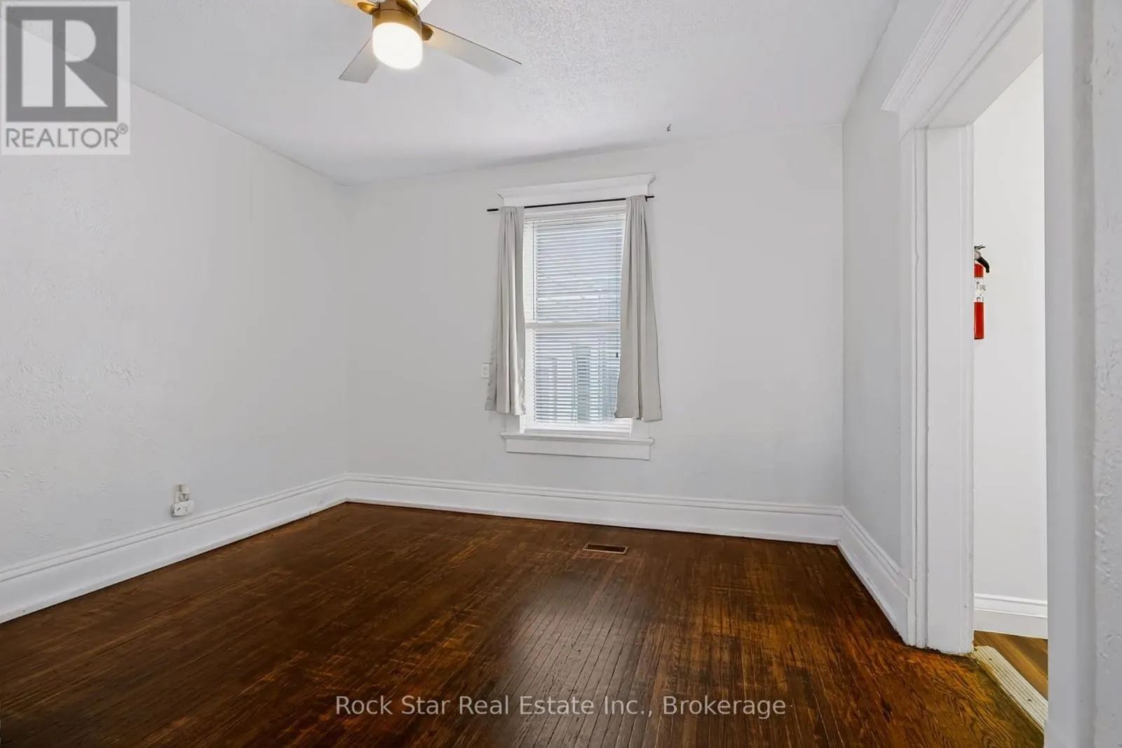 22 RICH AVENUE
