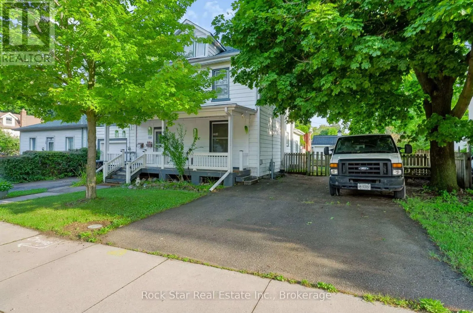 22 RICH AVENUE