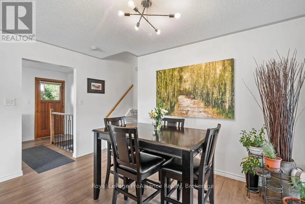 159 SINGLETON DRIVE