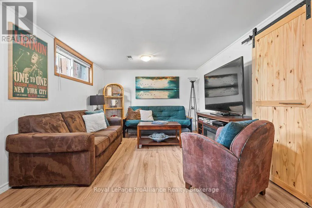 159 SINGLETON DRIVE