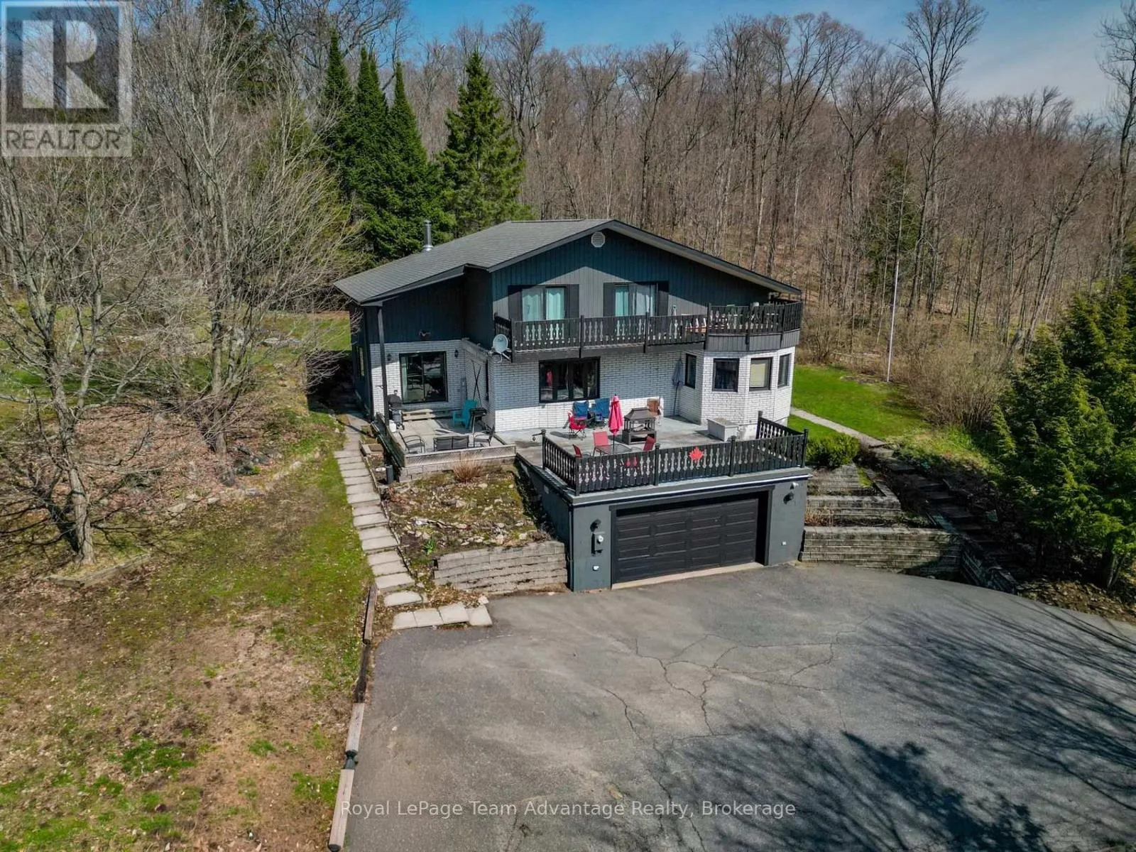 12 TAYLOR CRESCENT