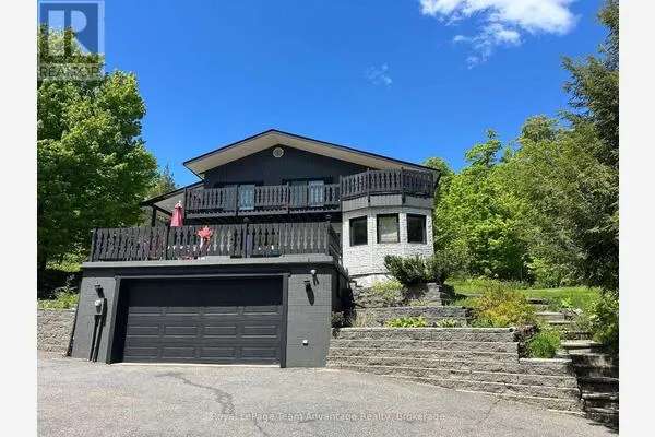 12 TAYLOR CRESCENT