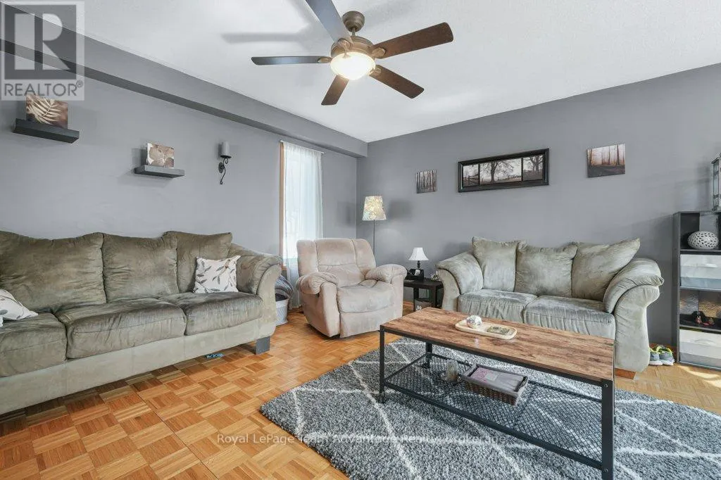 12 TAYLOR CRESCENT