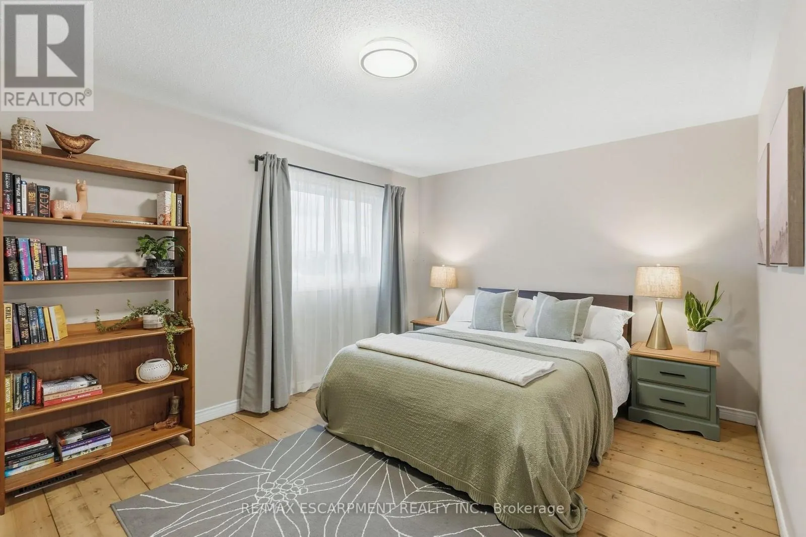 42 KILDONAN CRESCENT
