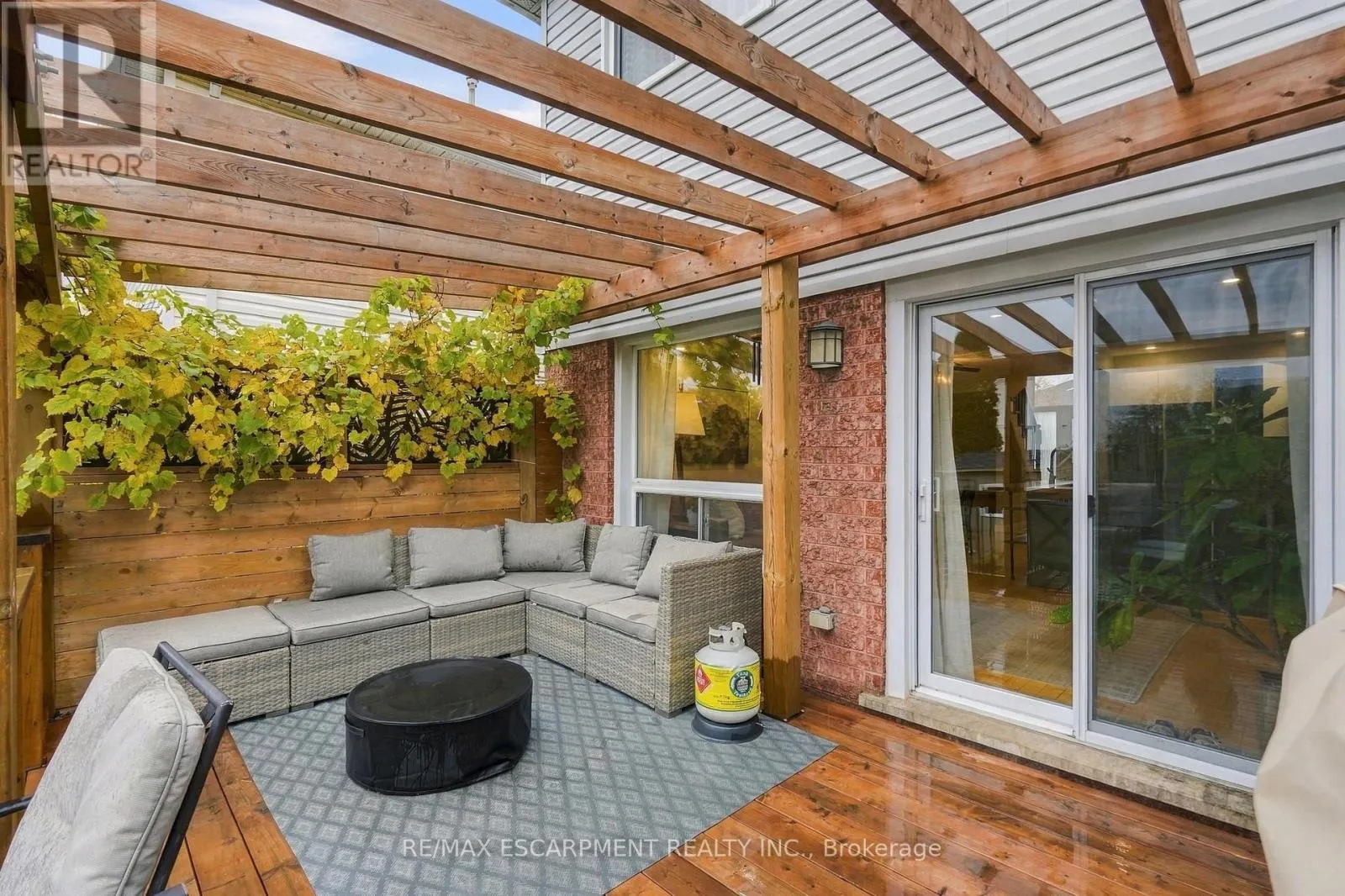 42 KILDONAN CRESCENT