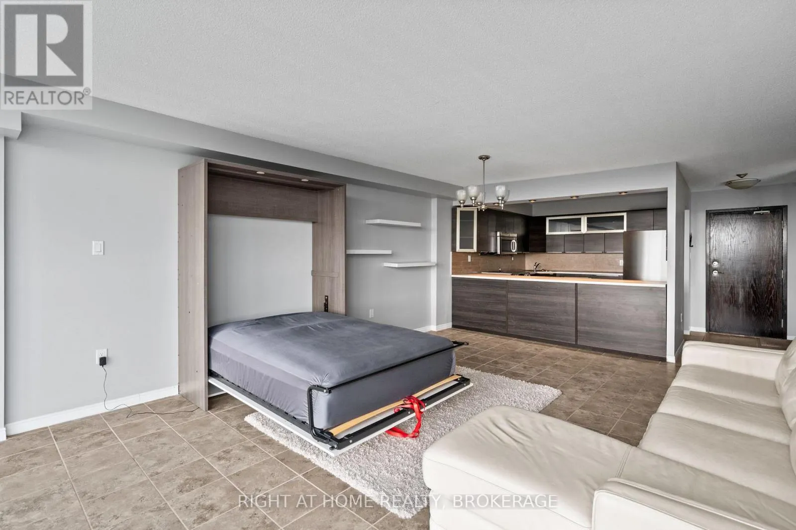 801 - 162 MARTINDALE ROAD #801