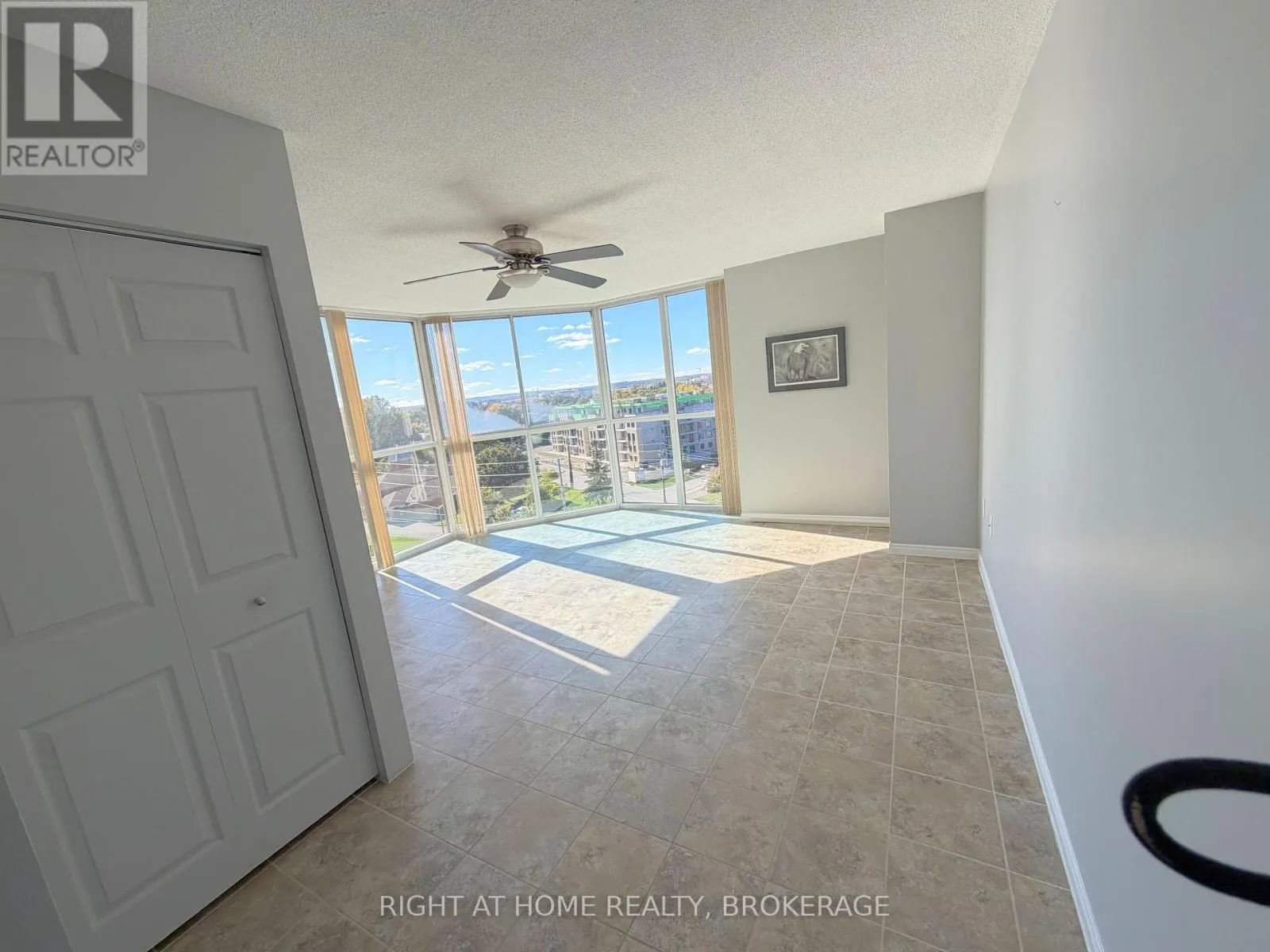 801 - 162 MARTINDALE ROAD #801