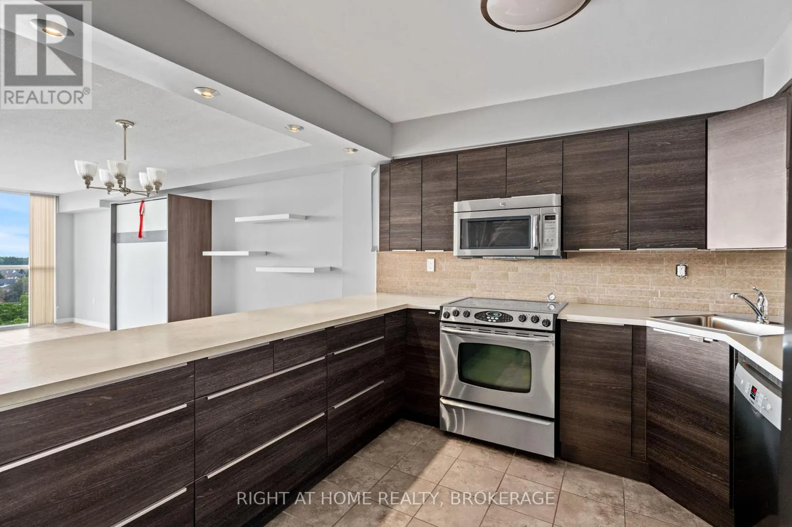 801 - 162 MARTINDALE ROAD #801