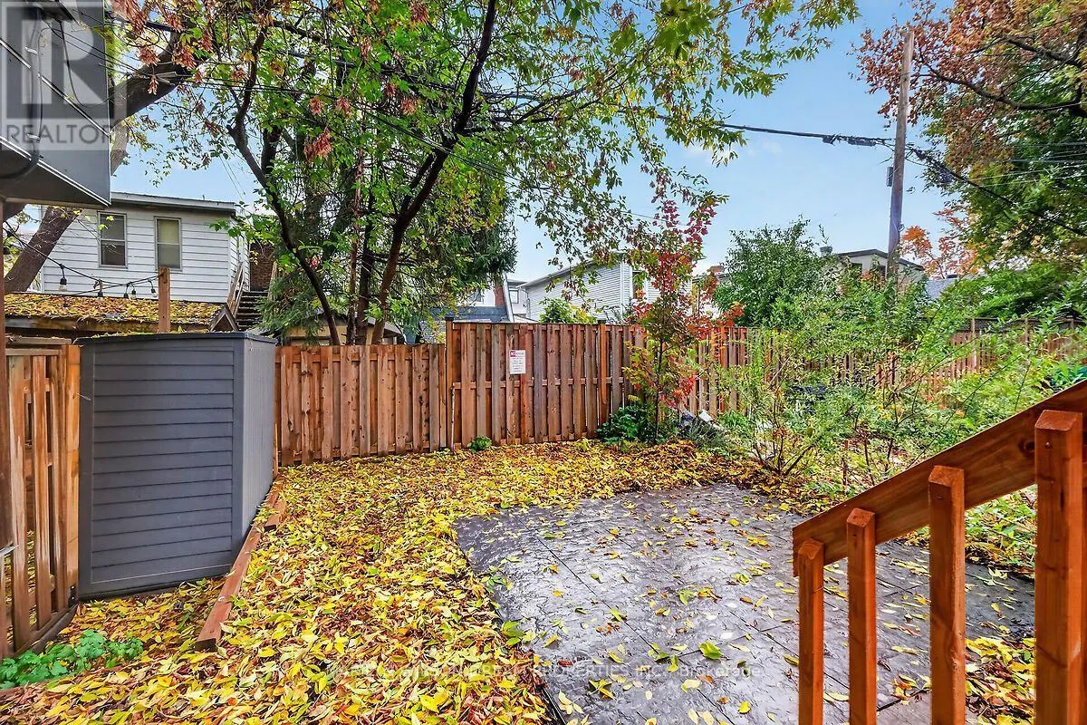 43 STIRLING AVENUE