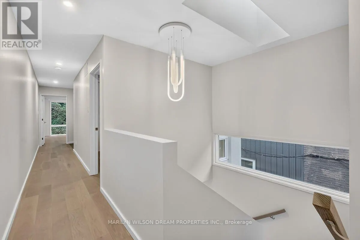 43 STIRLING AVENUE