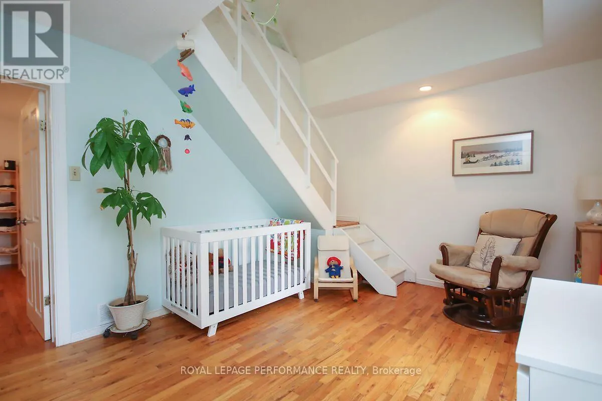 49 BAYSWATER AVENUE