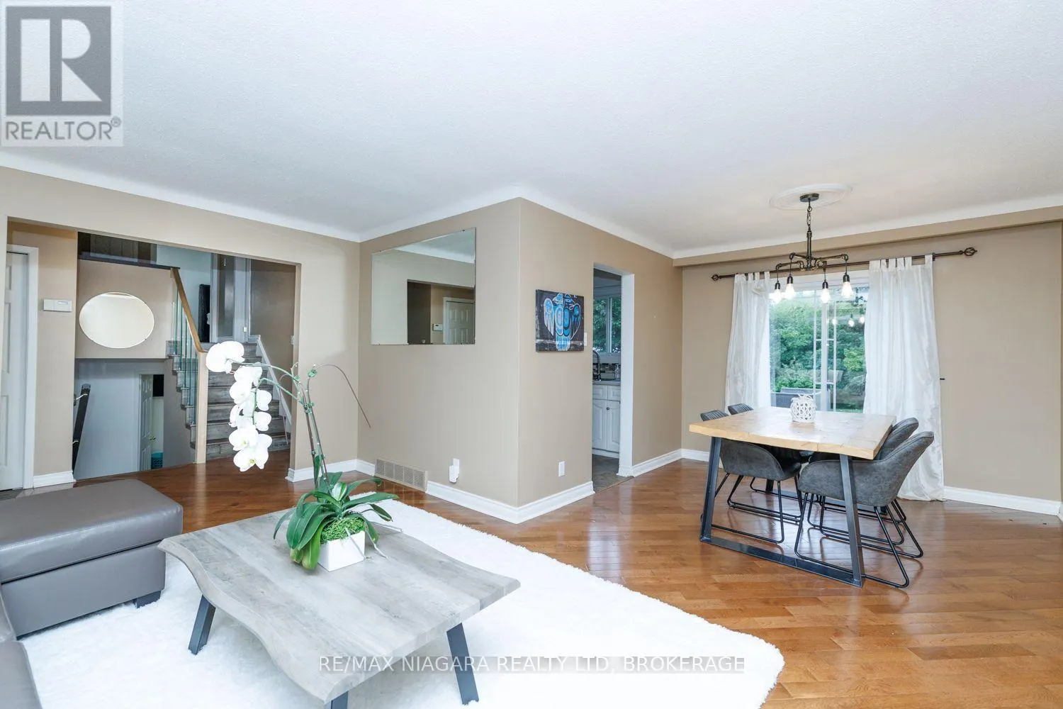 3360 BAKER CRESCENT