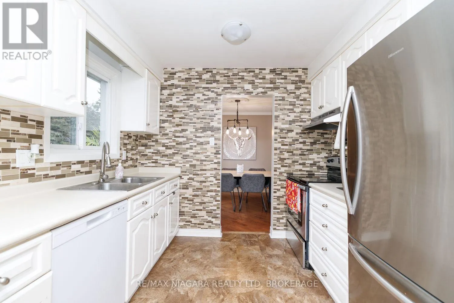 3360 BAKER CRESCENT