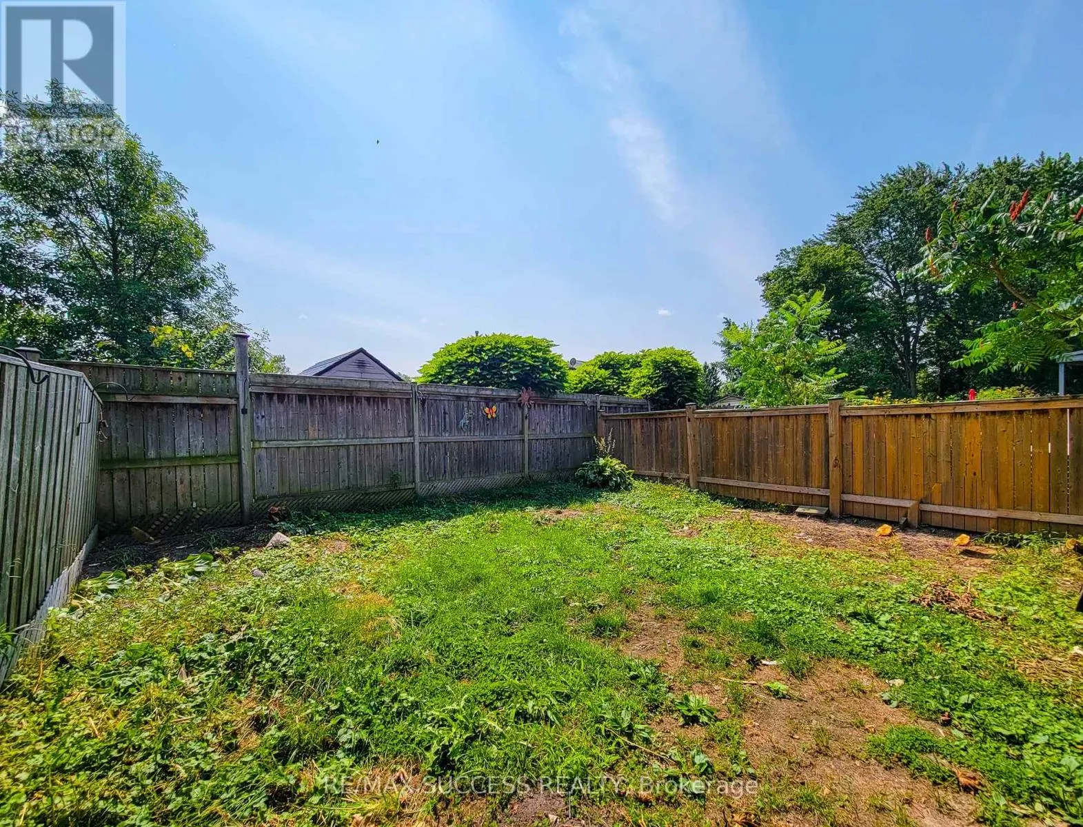 42 ENFIELD CRESCENT