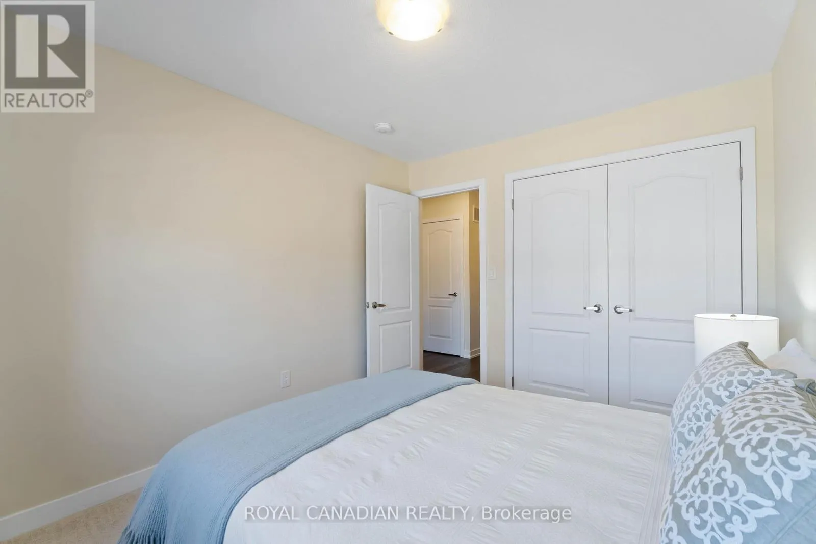 10 LEMON AVENUE