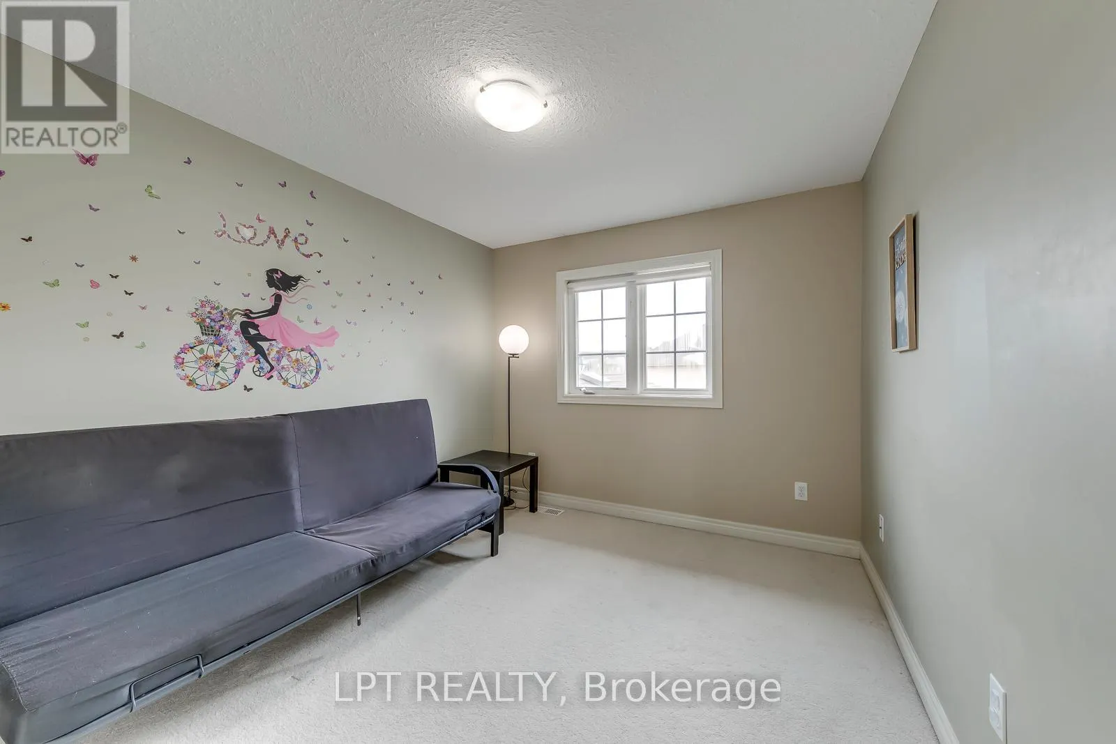 6 - 10 FALLOWFIELD DRIVE