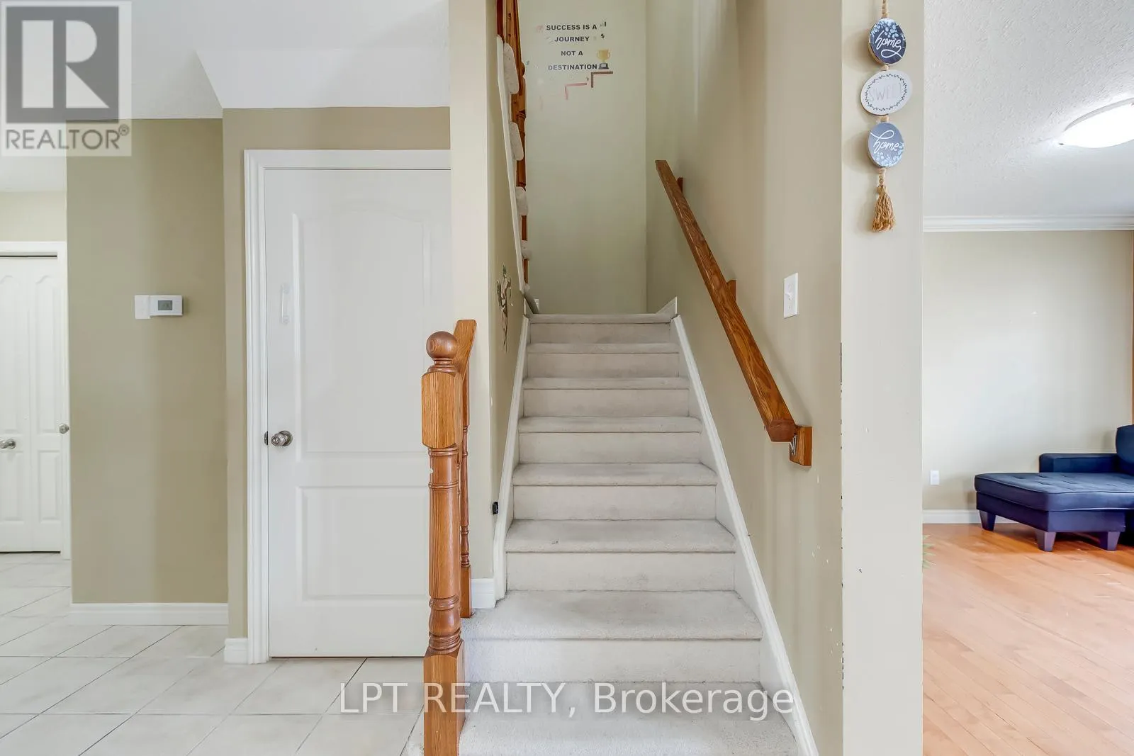6 - 10 FALLOWFIELD DRIVE