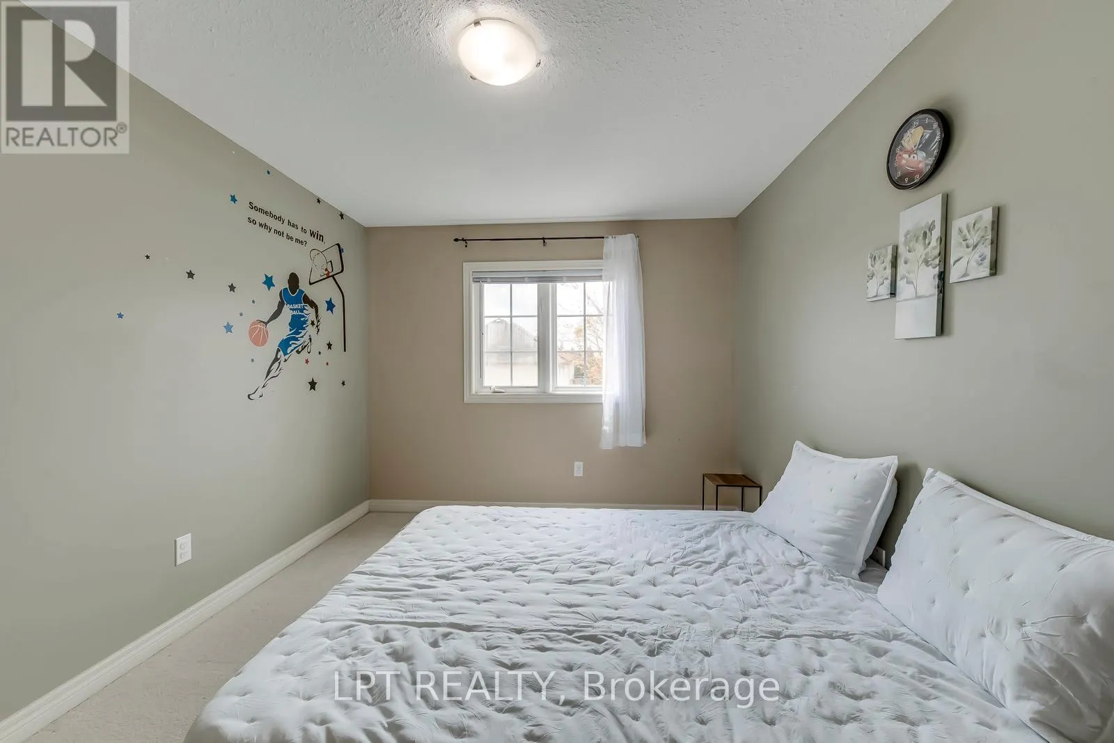 6 - 10 FALLOWFIELD DRIVE